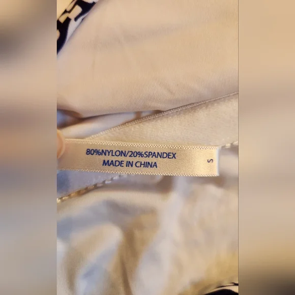 Southern Tide women's one piece blue/ white swimsuit size small - Picture 6 of 9